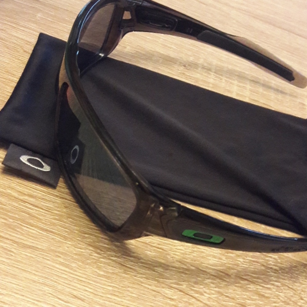 Authentic Oakley Turbine Sunglasses😎